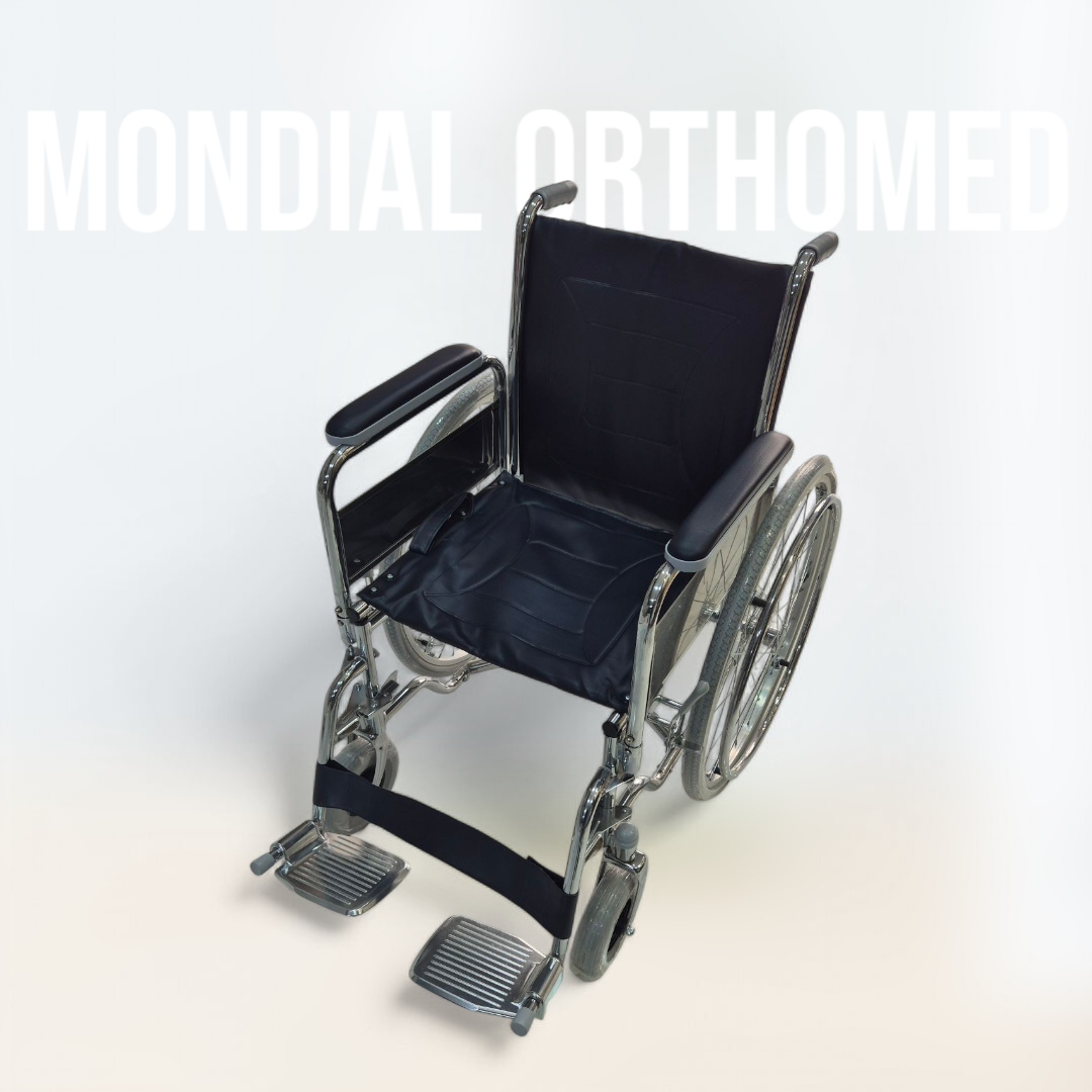 Fauteuil Roulant à Accoudoirs et Repose-pieds Amovibles MOM 901