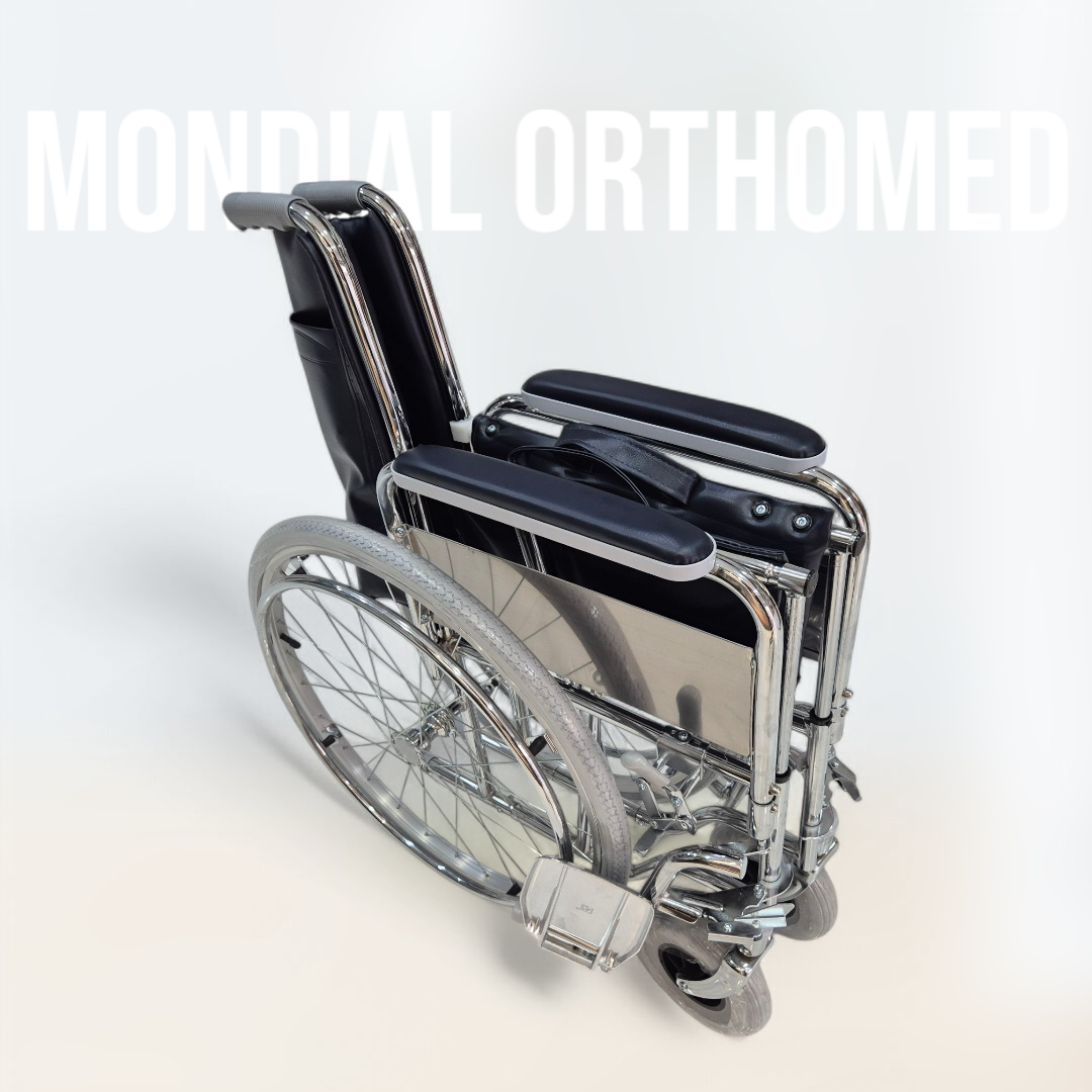 Fauteuil Roulant à Accoudoirs et Repose-pieds Amovibles MOM 901